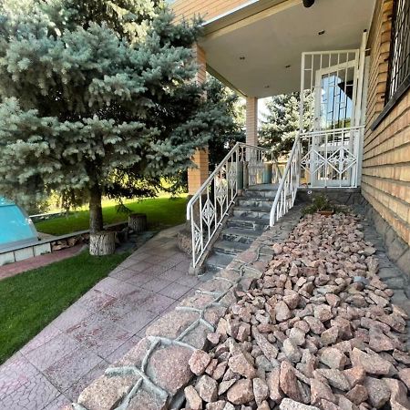 Гостевой Дом Шумкар Азия Guest House Shumkar Asia بيشكيك المظهر الخارجي الصورة