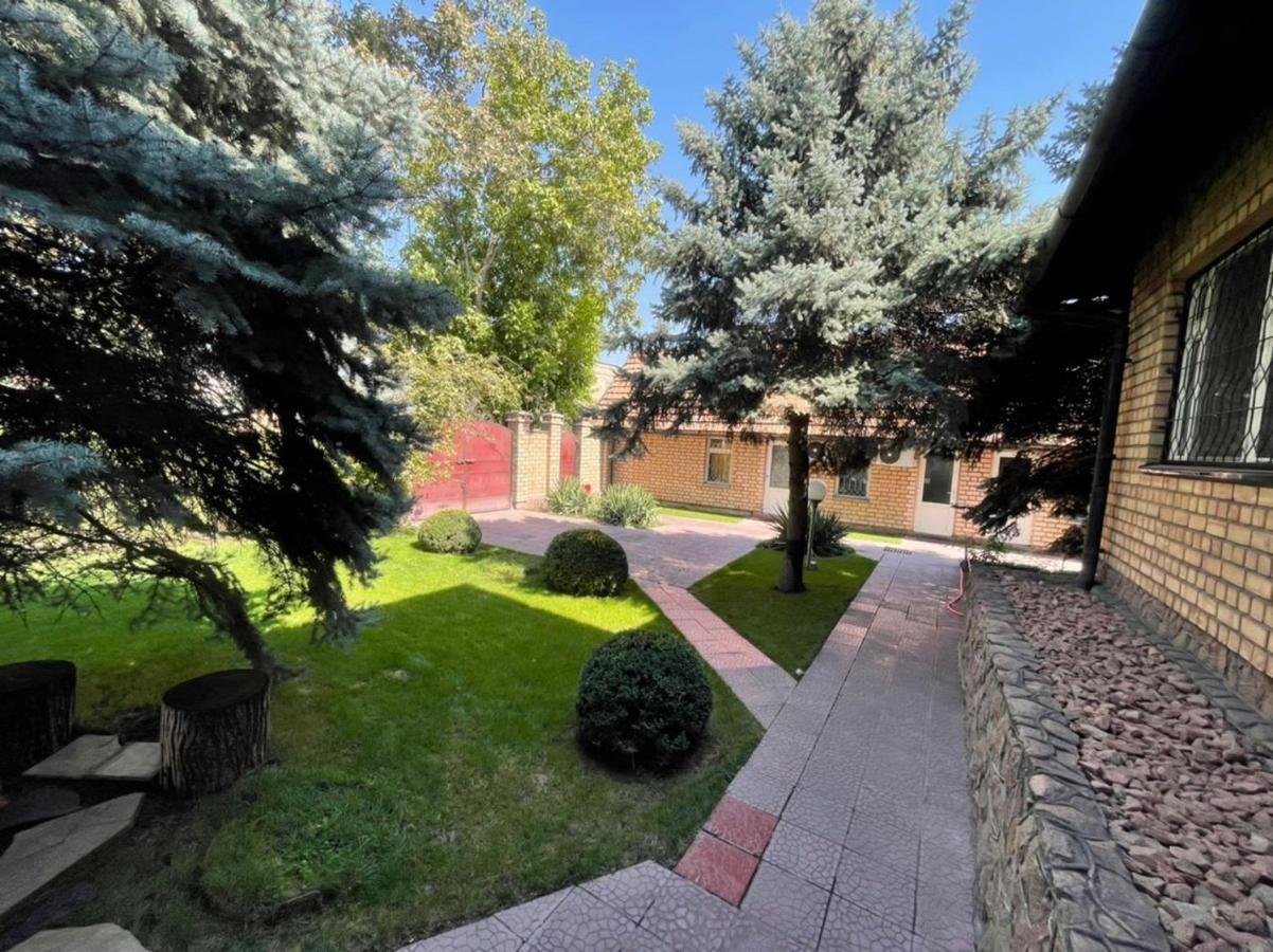 Гостевой Дом Шумкар Азия Guest House Shumkar Asia بيشكيك المظهر الخارجي الصورة