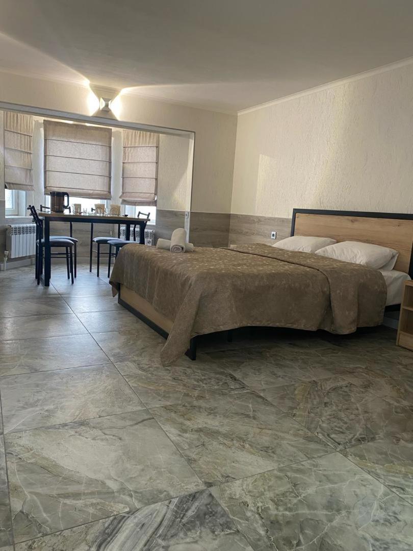 Гостевой Дом Шумкар Азия Guest House Shumkar Asia بيشكيك المظهر الخارجي الصورة